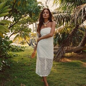 12th Tribe Hannah White Floral Applique Midi Dress Size SS